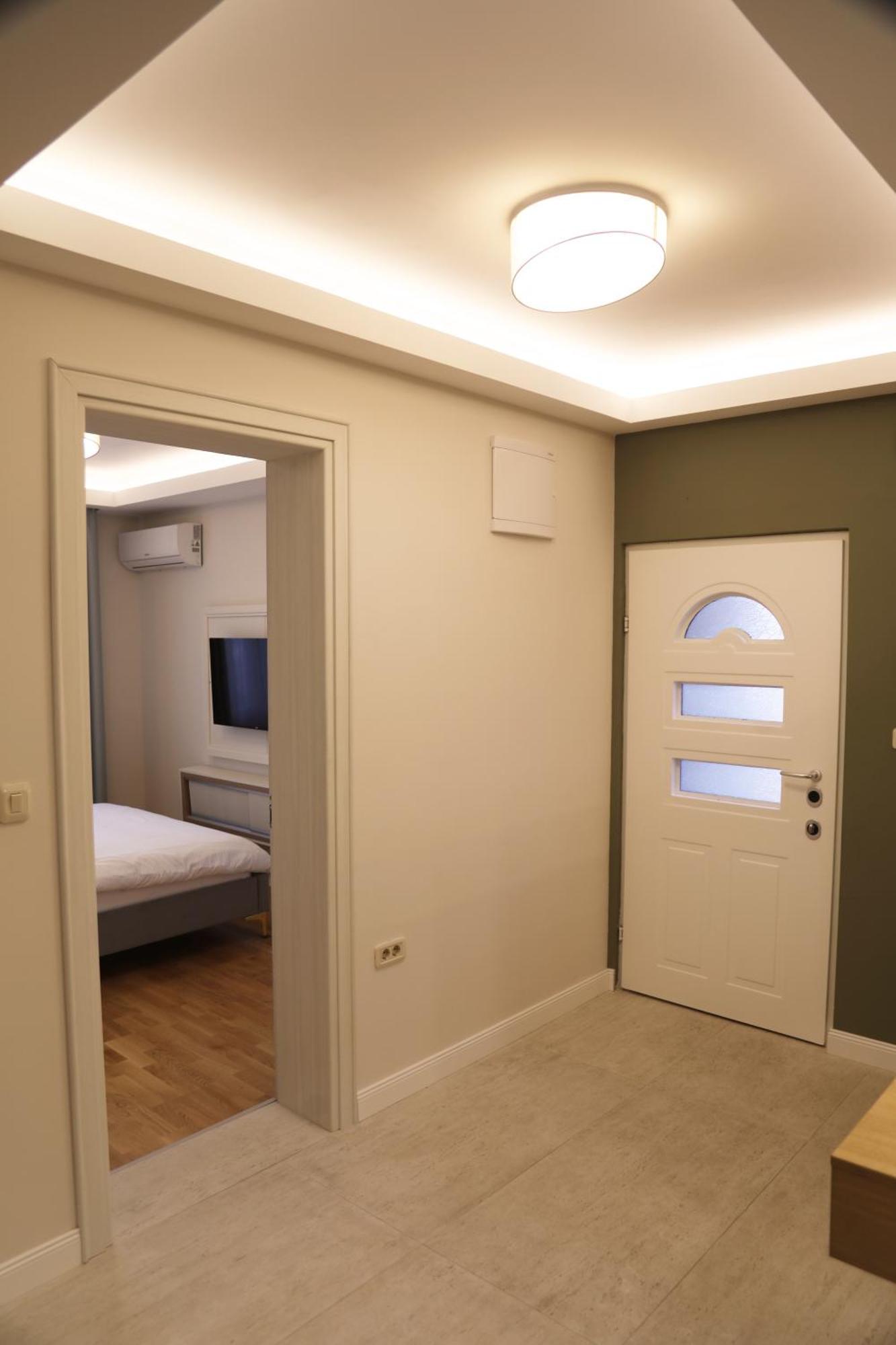 Brand New Lux Apartment سكوبجي المظهر الخارجي الصورة